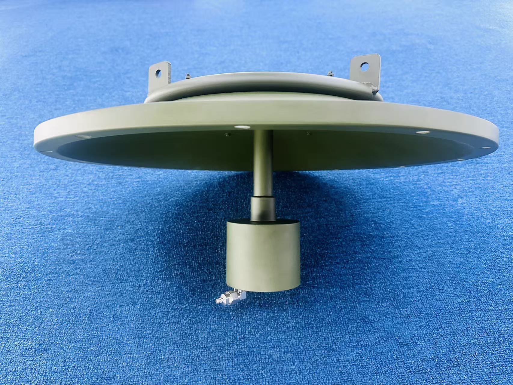 XW2339 L波段0.6米抛物面天线